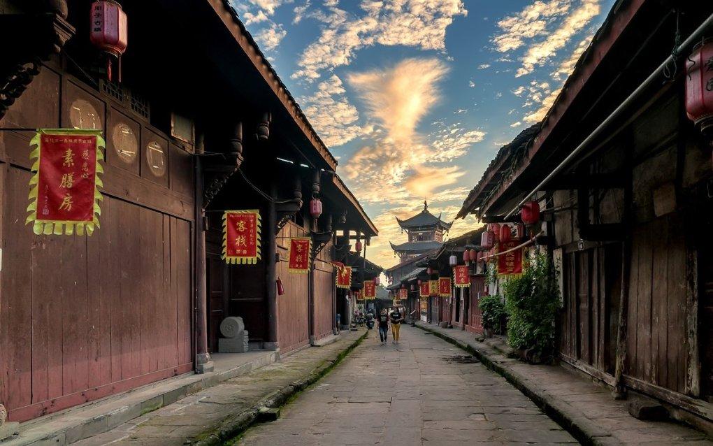 乔治娜社媒晒照:陪我的一生挚爱、世界最佳出席颁奖典礼